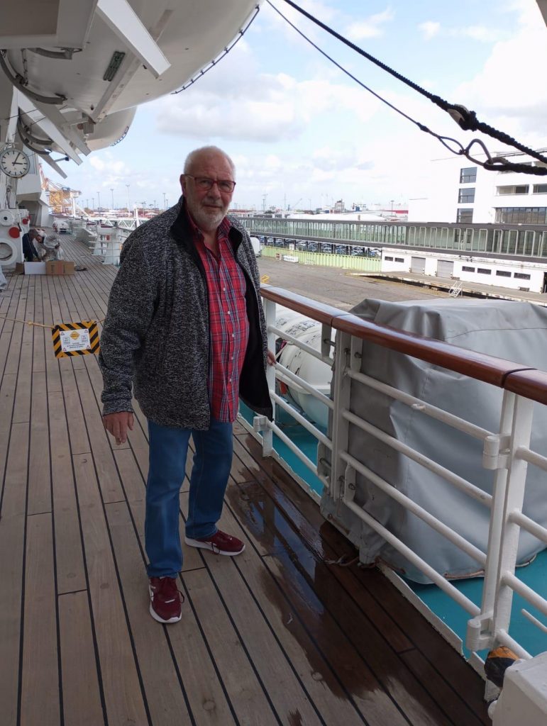 Jochen auf dem Schiff